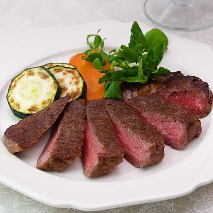 和牛フィレ肉のステーキ