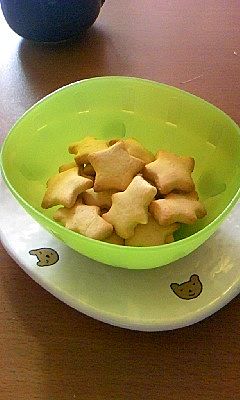 余った卵黄でとろーり美味しい♡レンジで簡単濃厚とろけるプリン