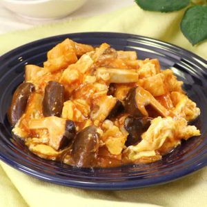 長ねぎとしいたけの卵とじ丼