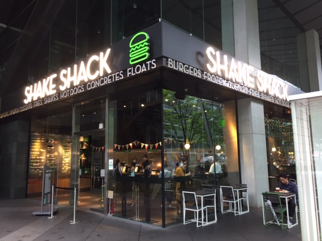 六本木グルメバーガーグランプリにシェイク シャックが参加中！ - シェイクシャック Shake Shack