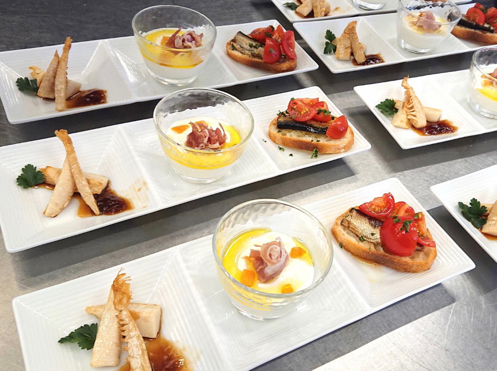 アミューズと先付319 : 最初の一皿、134店のアイデア 料理本の通販 by USAMASan's shopラクマ