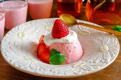 いちごのババロア