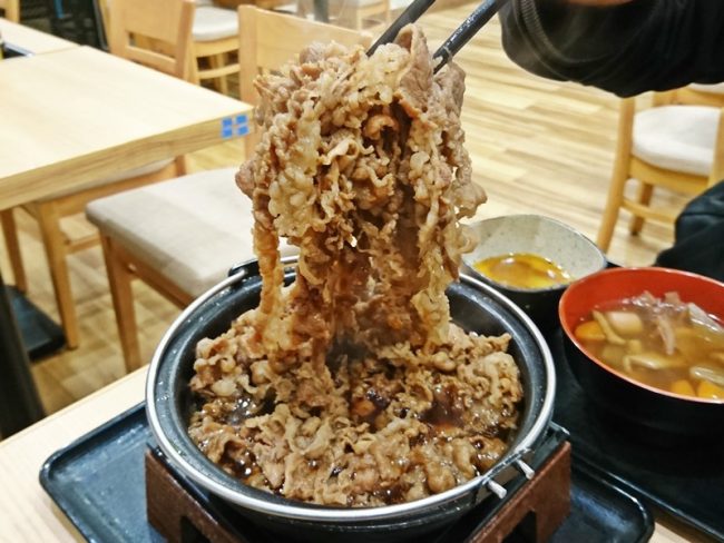 吉野家スキヤキ ^.^ 牛皿ファミリーパック - 謙さんの朝昼晩ご飯 inKochi