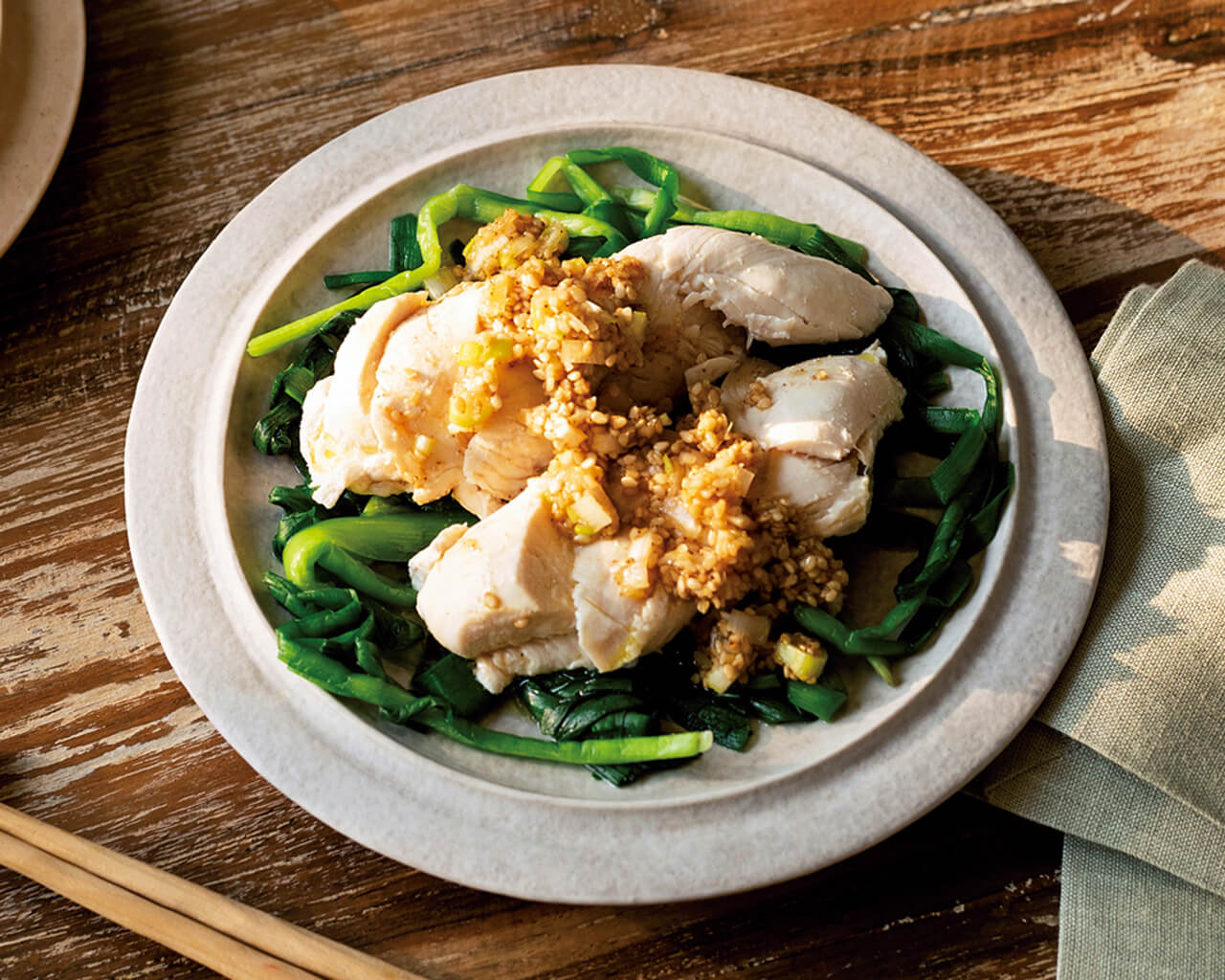 飯テロすぎ！ 「鶏ささ身とれんこんの香味ねぎだれ」さすがコウケンテツさん「悪魔的ウマさ 泣 」ネギどっさりも最高～！ヨムーノ