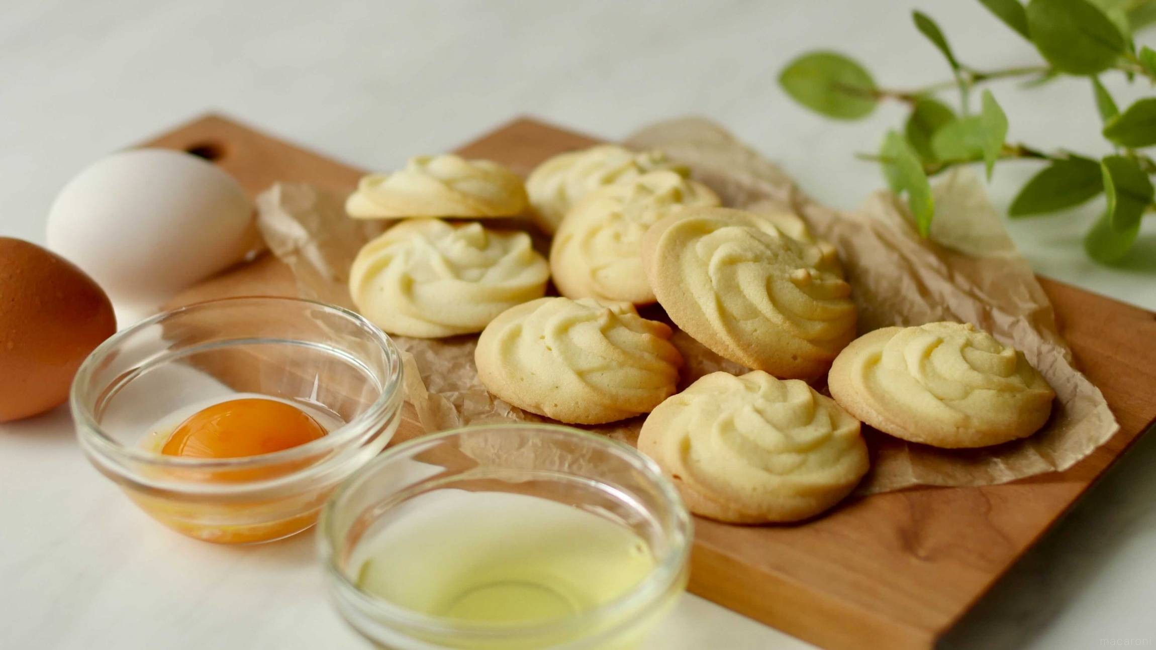 余った卵白で!薄焼き紅茶クッキ