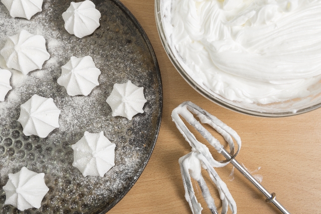 生クリームの開封後の賞味期限は？余った時の保存方法や使いみちは？ - ふーどりんa