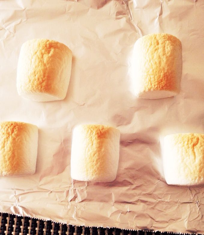 おうちでもアウトドアでも楽しめる！「焼きマシュマロ」の作り方講座キナリノ