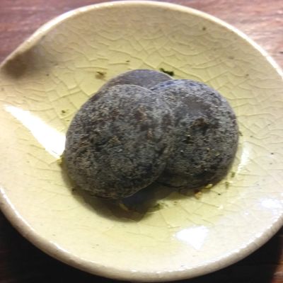 擂りたての香りが一番です、粉山椒の作り方 How to make Japanese pepper powder - YouTube