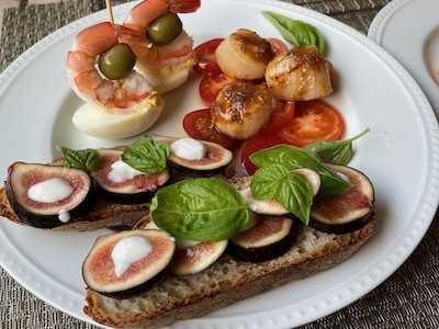 むきえびと赤パプリカのトマトチリ