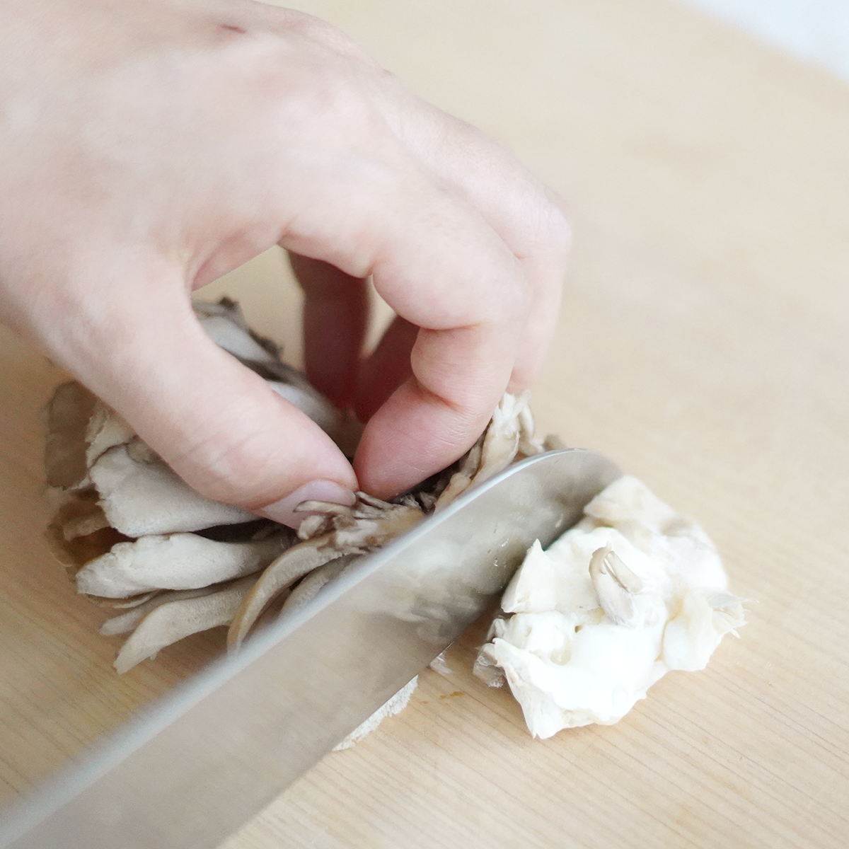 まいたけ」の石づきはどこで切るのが正解？名古屋グルメ ぱるとよ