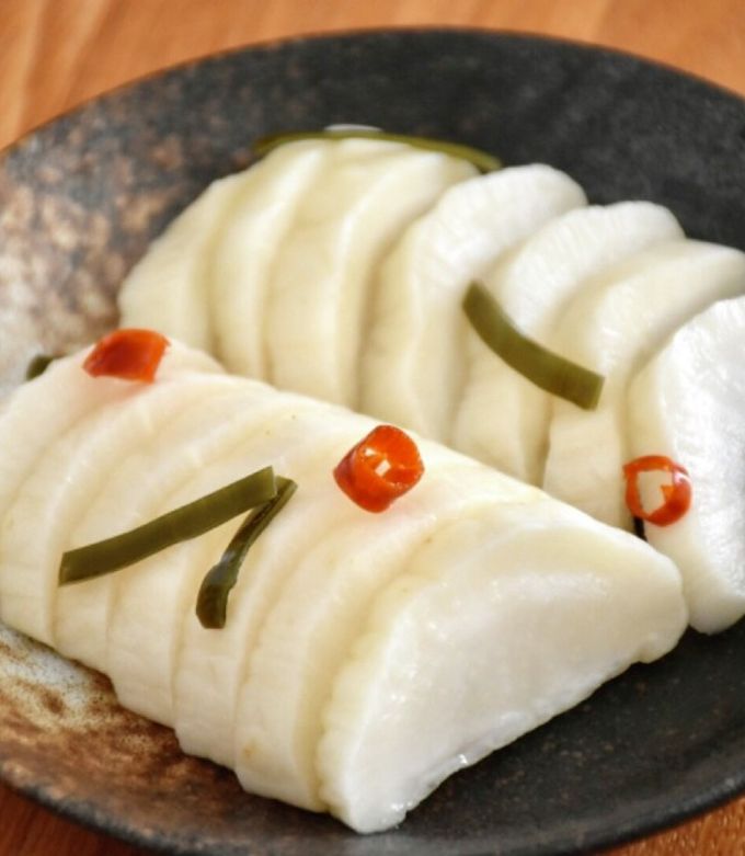 簡単漬物♪ 赤大根の甘酢漬け