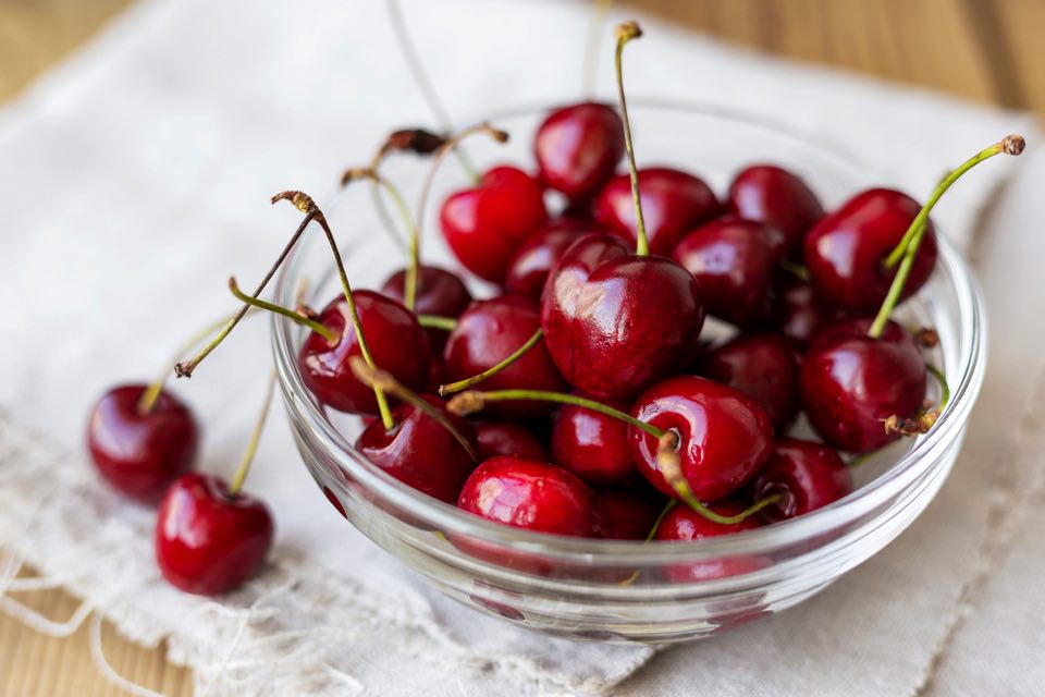 赤い食べ物といえば何？果物・野菜・肉類・魚介類など一覧で紹介 - gourmet-note-test
