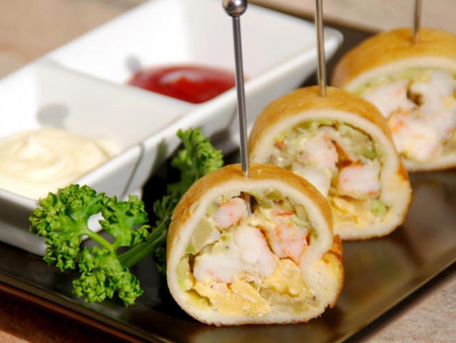 食パンをおかずにアレンジ！残った食パンを美味しく活用しよう食・料理オリーブオイルをひとまわし