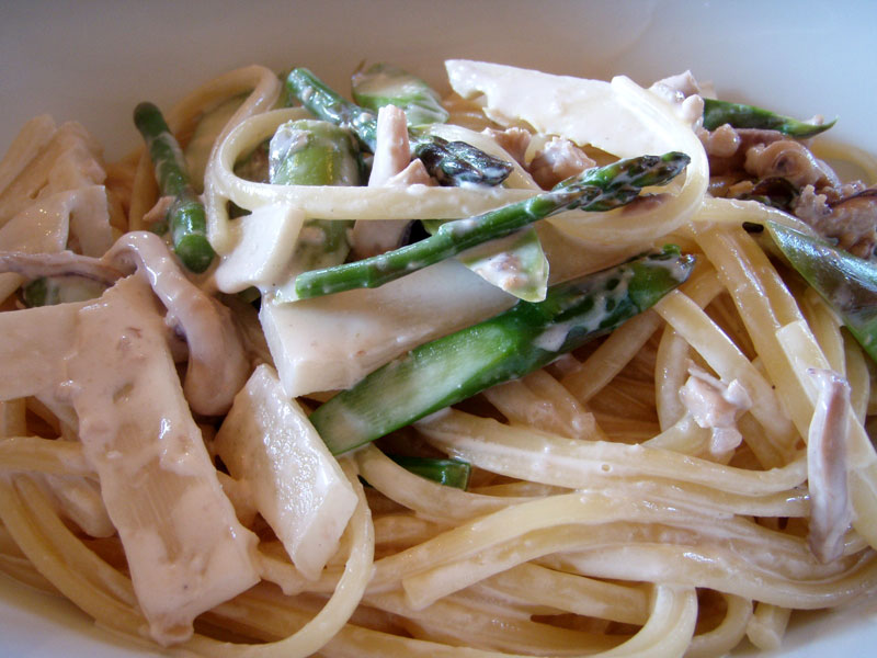 簡単！酒呑み仕様＊イカ塩辛と生姜の和風パスタ酒と泪とつまみとまちこ