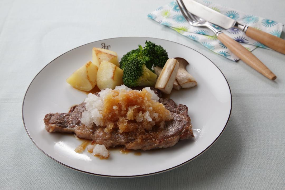 サイコロステーキの炊き込みご飯