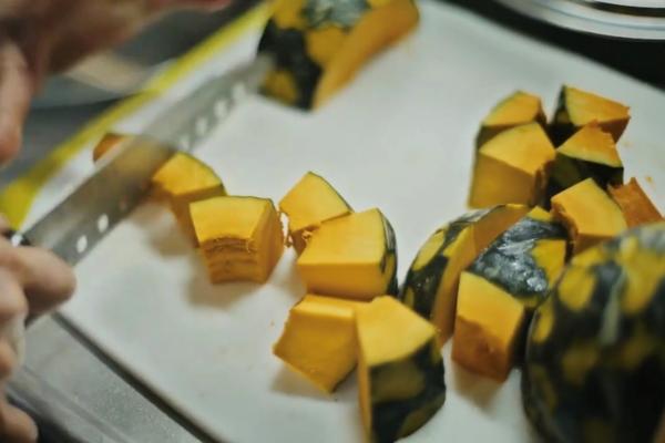 冬至に かぼちゃ団子のあずきぜんざい