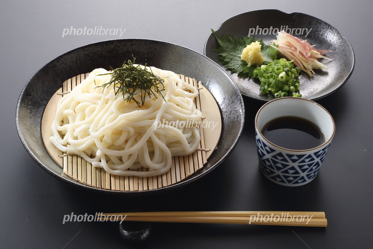UdonzaruudonspicyudonSpicy薬味うどんざるうどんうどん海苔茗荷生姜大葉オクラ小ネギ胡瓜鰹節かいわれ大根手料理男の手料理毎日ごはんおっさんず料理おっさん料理おっさんごはん男子ごはん料理記録homecooking
