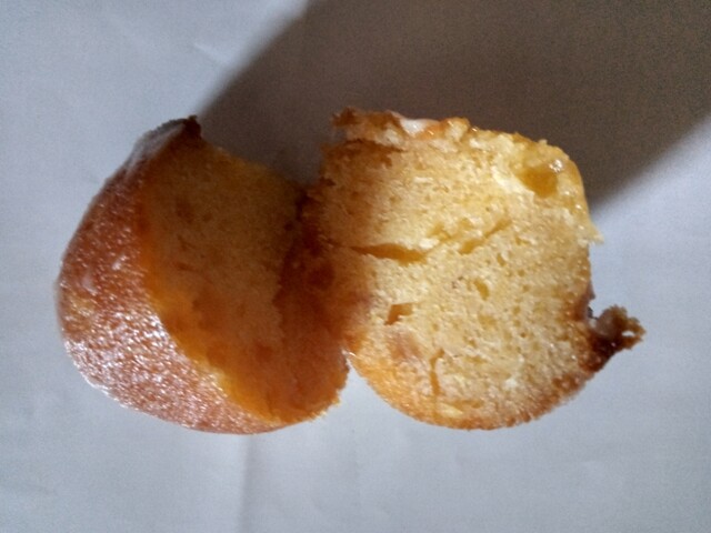 こむぎのおいしいお菓子のクッキー缶2種