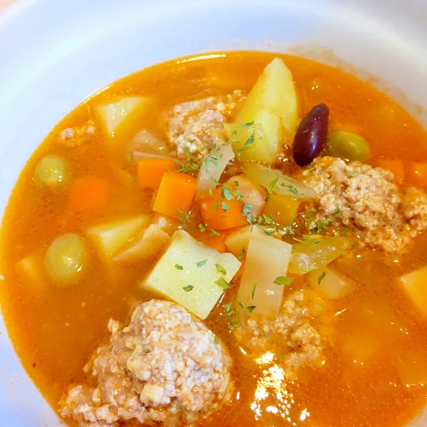 余った野菜とケチャップでつくるミネストローネ まいばすけっと