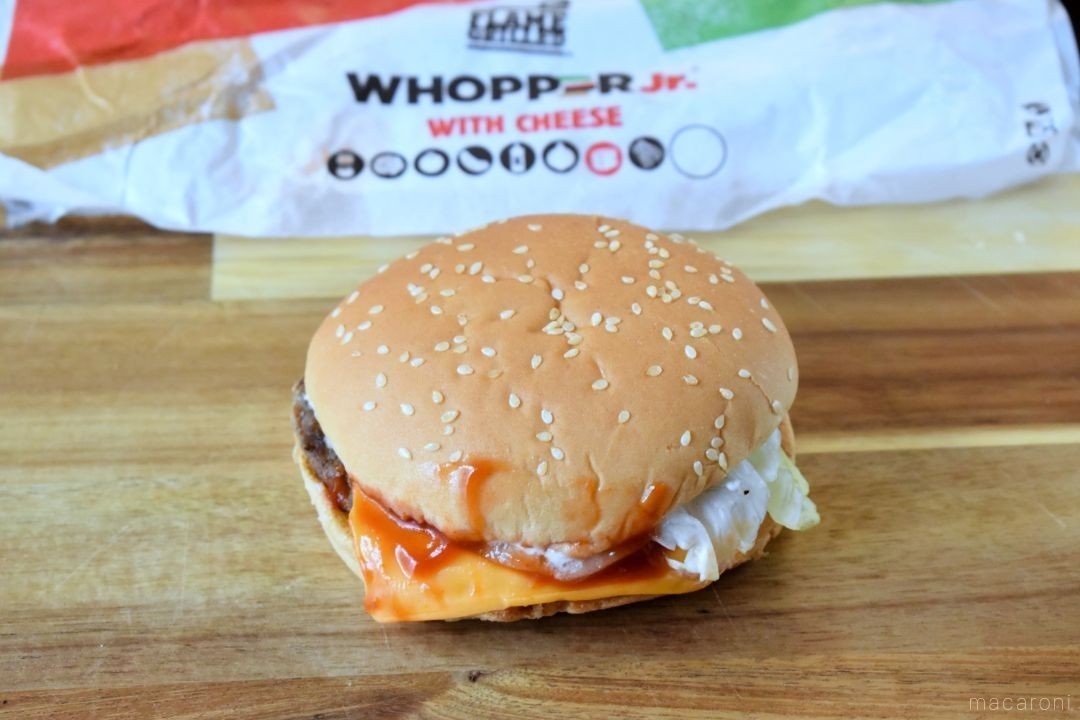 バーガーキングが、ハロウィーン限定でキャンディサイズのワッパーを発売PR EDGE