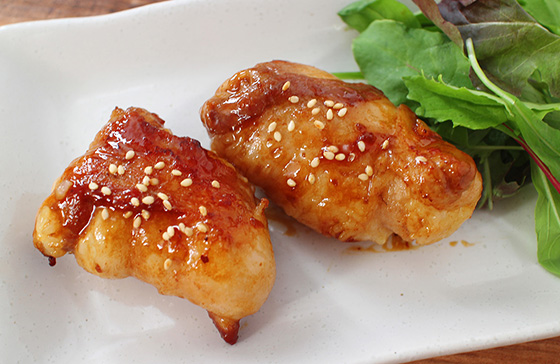 チーズがのびる♪ BBQソース肉巻きスティックおにぎり