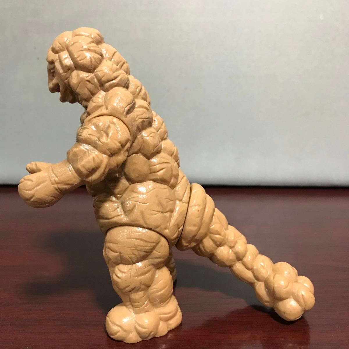 ミニカード ウルトラマンシリーズ 帰ってきたウルトラマン 45 音波怪獣 シュガロン の展示中Museum of puta2 - ミューゼオ- Muuseo