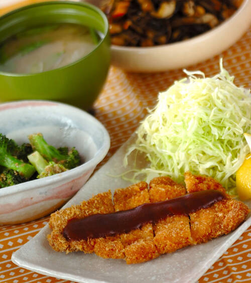 盛夏の献立が始まりました。公式 名代とんかつ かつくら