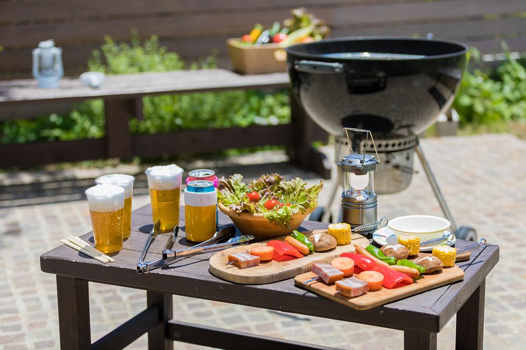 BBQが素敵に進化！おしゃれな海外風「アウトドア料理」のアイデアレシピ集キナリノ