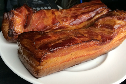 自家製ベーコンの燻製レシピアウトドアお役立ち情報