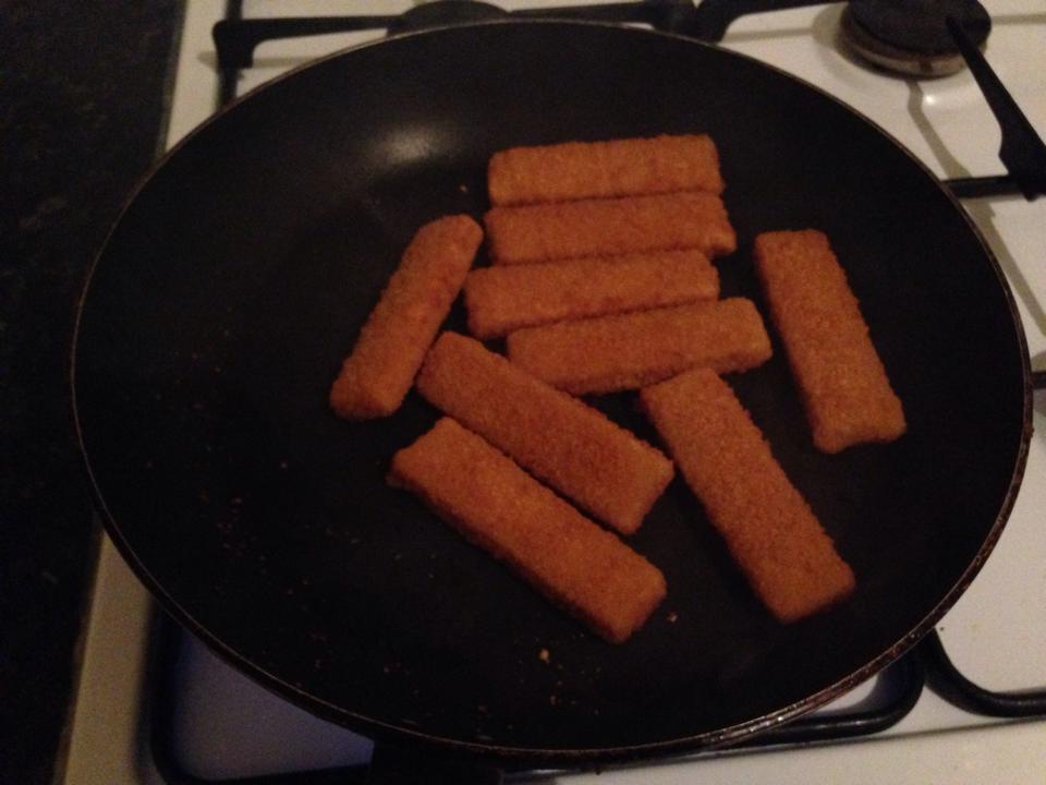 英国の国民食「フィッシュ＆チップス」で熱くなるワケ海外特派員リポート横山三加子毎日新聞「経済プレミア」