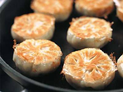 カリッと☆ニラまんじゅう by ニャンコのキッチンクックパッド簡単おいしいみんなのレシピが392万品