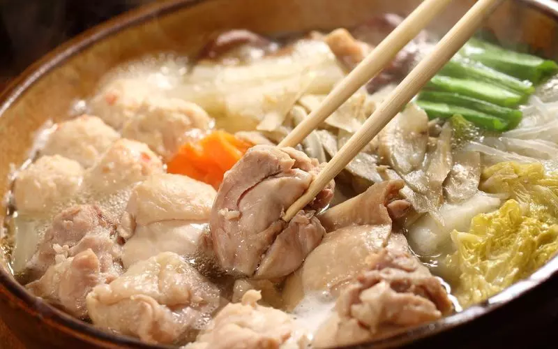 相撲部屋直伝！人気No.1鍋 - エビデリ！紅白メシ合戦 - ちゃんこ鍋・もつ鍋・ふぐ やぐら太鼓 - 鍋料理 郡山市西部 - ふくラボ