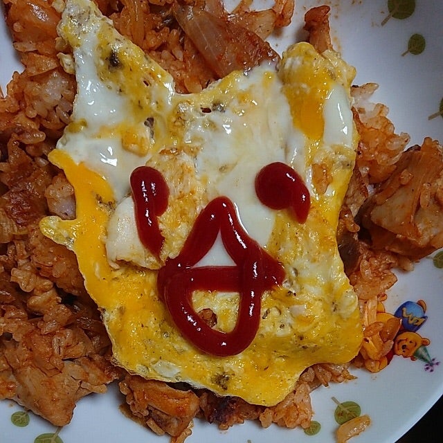 イースターうさぎのオムライス