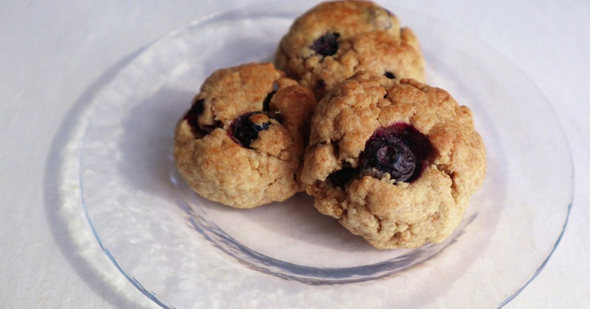 おうちでスタバ スタバ風ブルーベリースコーンの作り方 How to make Blueberry Scone ホットケーキミックスで作る-YouTube