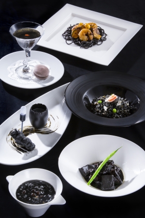 味わう黒宝石'ブラックフード'× 中国料理 大阪府下8ホテル中国料理レストラン共同企画 9月1日 金 〜11月30日 木株式会社 アゴーラホスピタリティーズのプレスリリース