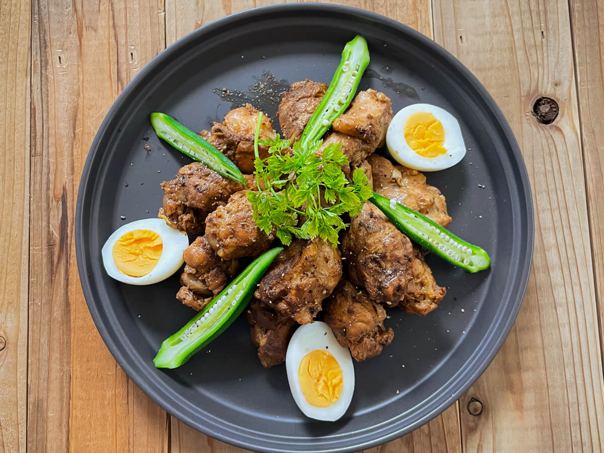 手羽元のごま味噌煮込み