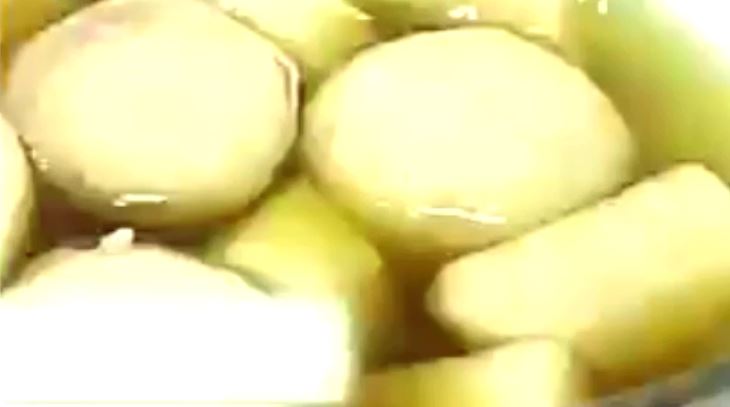 冷凍さといもの煮物