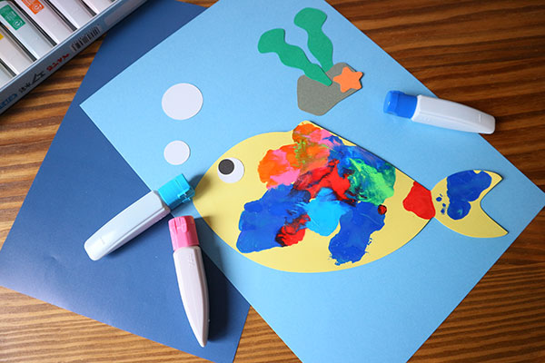 壁面飾り工房本店 壁面装飾・パネルシアター・ペープサート・型紙・知育・保育・介護商品の販売☆壁面飾り工房 横170cm 「海の中へようこそ！」７月８月 夏 幼稚園 保育園 学校 病院 施設 知育 壁面装飾 型紙 製作☆