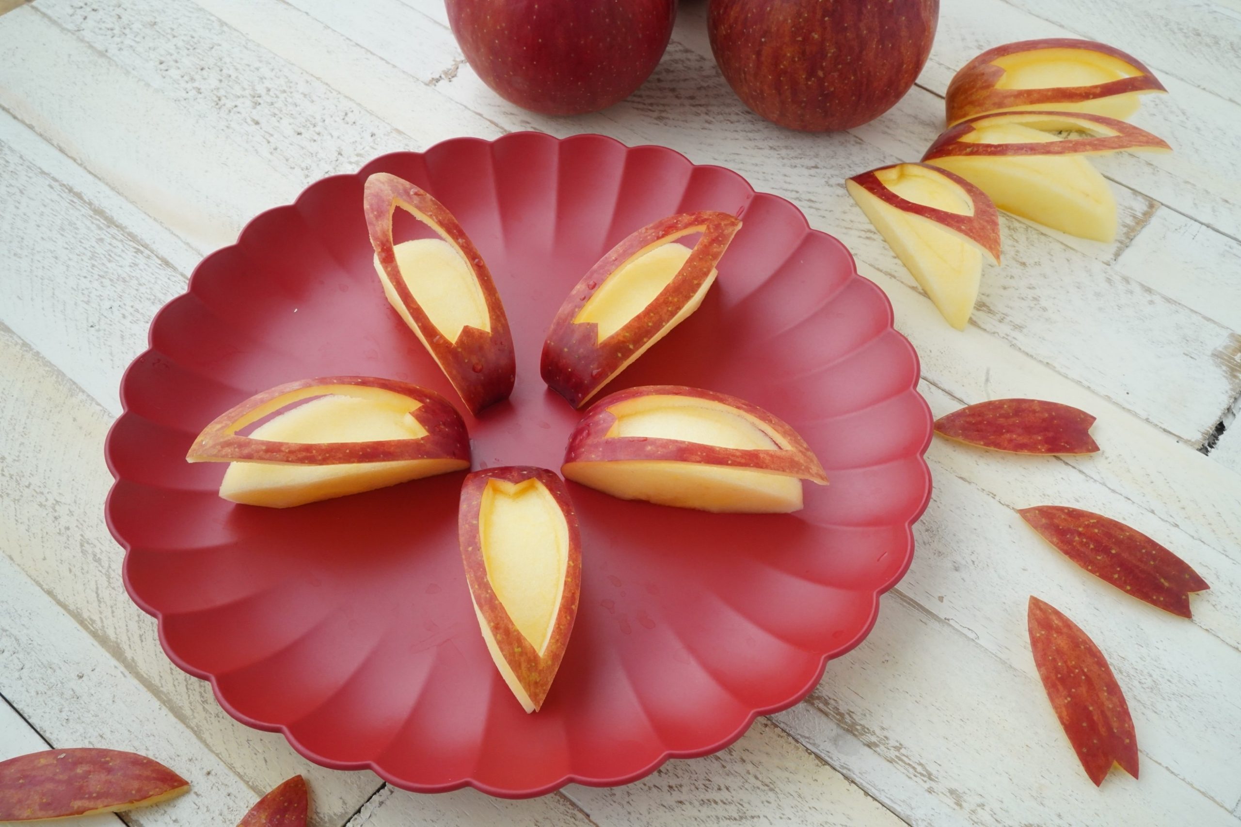 りんご : 飾り切り認定資格取得 フルーツ・ソープカービングスクール