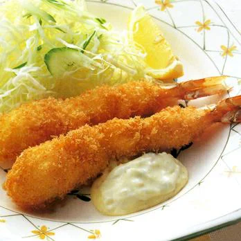 下処理も解説 ピンと真っすぐ！えびフライの作り方。プリッとジューシーに仕上げるプロのコツ三越伊勢丹の食メディアFOODIE フーディー