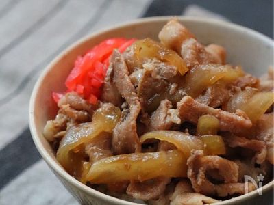 すき家の「牛丼ライト」はお肉大盛でも515kcal。美味しい まずいはカロリー次第？ - こせたん宅配弁当