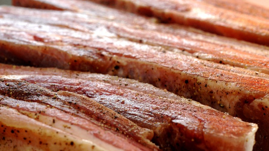 自宅で本格燻製 自家製燻製ベーコン 1週間で作るvalor-navi バローナビ