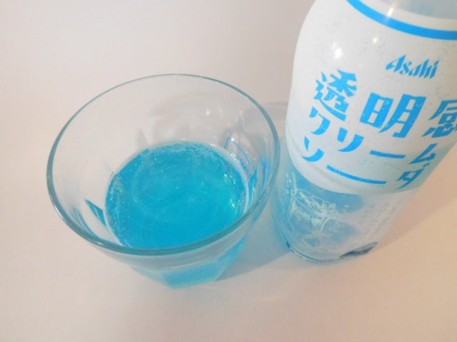 シュワシュワ弾ける クリームソーダの透明傘│YOU+MORE！│フェリシモ