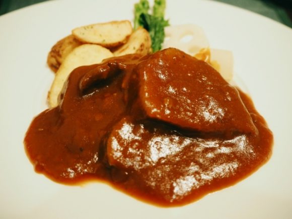 至急！！ ビーフシチューの酸味の抑え方- 今日の夜のお家ディナーのため- Yahoo!知恵袋