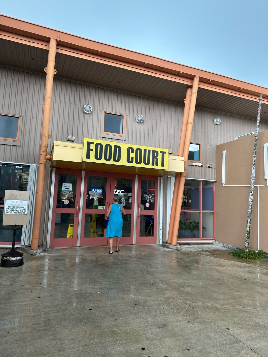 グアム・プレミア・アウトレットレストラン - LeaLeaグアム情報サイト