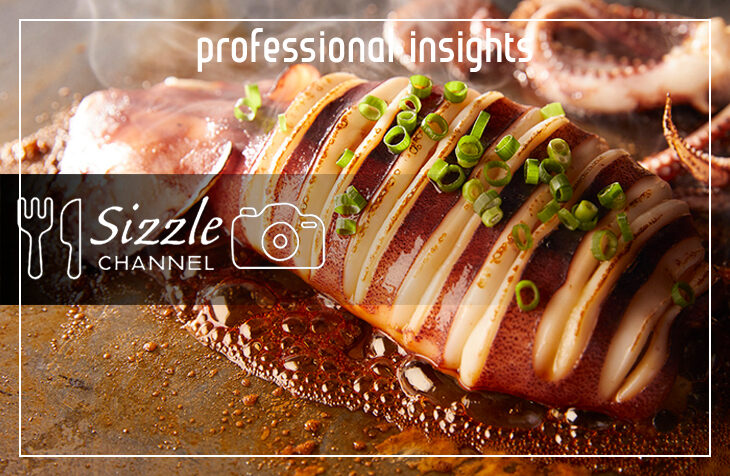 映える写真の撮り方チャレンジ🤳なかなか難しい🤨何回かチャレンジしてみたけど、ソフトクリームが溶ける前に食べます😂🍦今日も22:00まで営業してます‼️くりーむ堂ソフトクリームアイスクリーム加古川グルメスイーツ写真映え 🤳✨