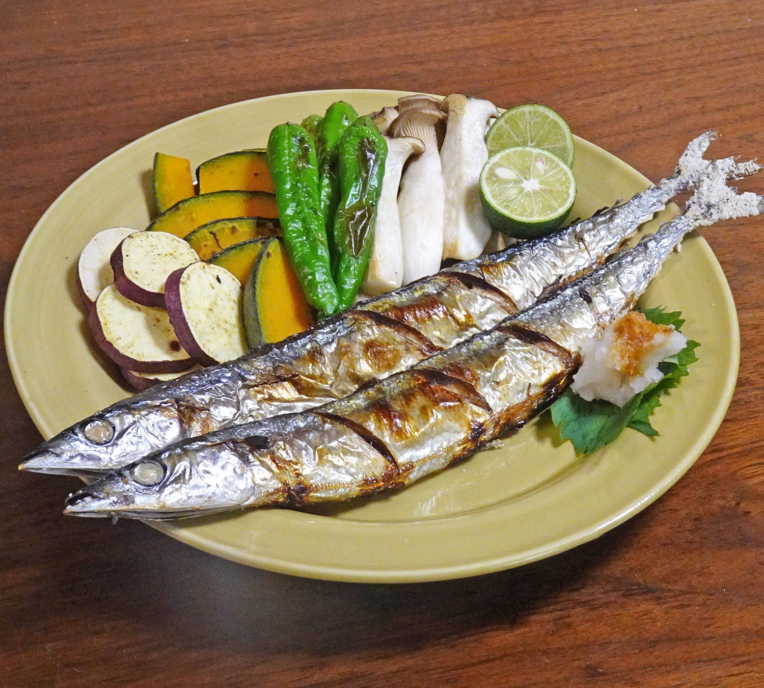 美味しいさんま塩焼きの塩のタイミングについて：白ごはん.com