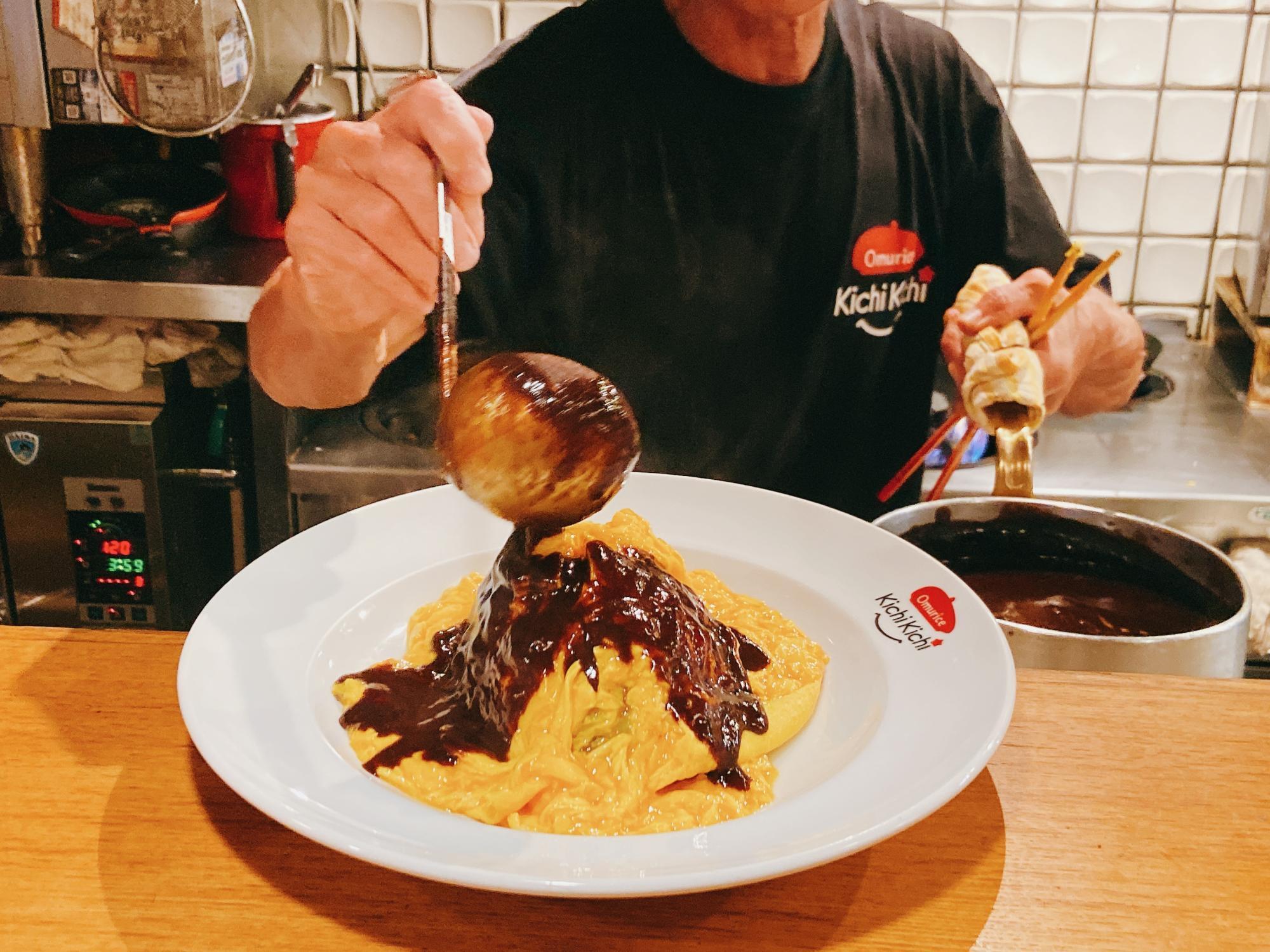 ザ洋食屋キチキチ YouTubeで世界一有名なオムライスを食べたよ メニューや値段は 京都市中京区材木町広島情報局 食記ドットコム