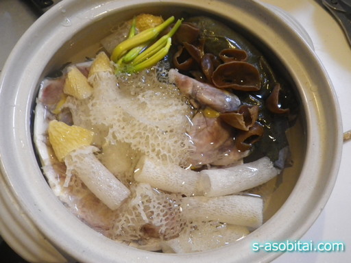 スッポンタケ 鼈茸Phallus impudicus- Picture Mushroom