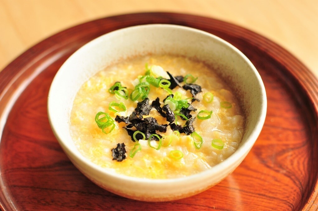 卵かけご飯で和食朝ごはん ・ 今朝は和食メニュー 和食メニューの日は 夕飯の残りおかず率がかなり高し💭 ・ 卵かけご飯だと子どもたち食べるの早い早い😂 今朝もしっかり食べて出発長女はテスト休みでずっと家にいる🙄・ ・朝ごはん 朝食 おうちごはん 和食朝